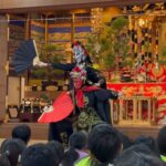 光明寺「こども報恩講」での変面ショー。
